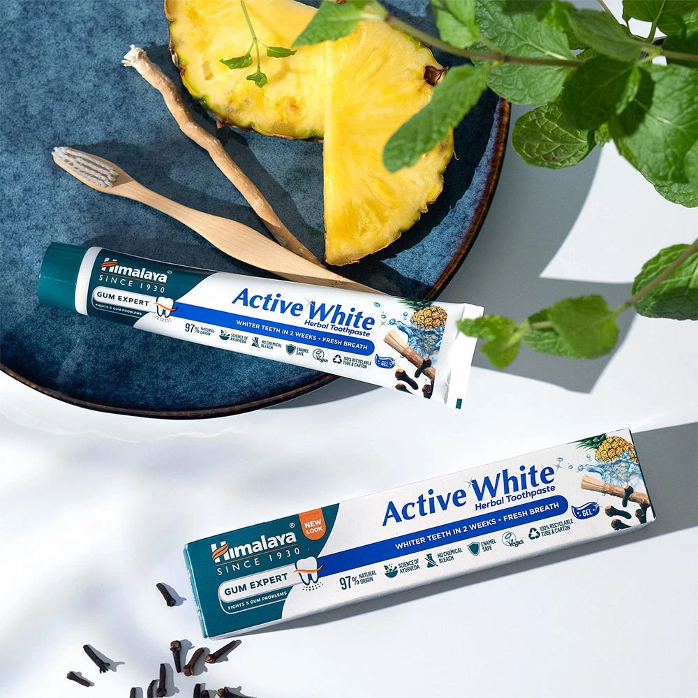 Himalaya - Aktiv Weiße Kräuter-Zahnpasta - Frisches Gel - 75 ml – Bild 4