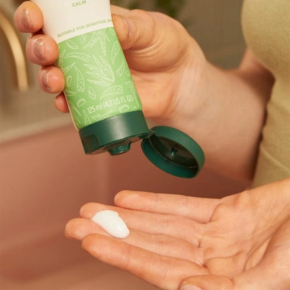 The Body Shop - Aloe Creme-Reiniger (125 ml) – Bild 5