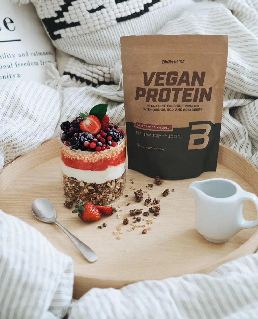 BioTechUSA - Veganes Protein, Waldfruchtgeschmack - 500g – Bild 7